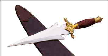Barcelona Queen medieval dagger with leather sheath, brass detail and wood grip