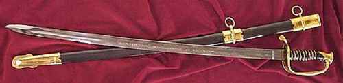 Union Civil War officer's sword with US marking on hilt and engraved on blade